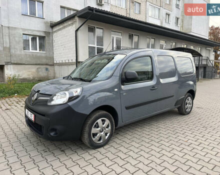 Серый Рено Кенгу, объемом двигателя 0 л и пробегом 65 тыс. км за 12900 $, фото 1 на Automoto.ua