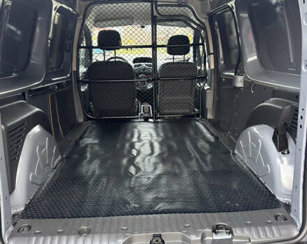 Серый Рено Кенгу, объемом двигателя 0 л и пробегом 65 тыс. км за 12900 $, фото 28 на Automoto.ua