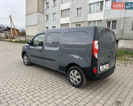 Серый Рено Кенгу, объемом двигателя 0 л и пробегом 65 тыс. км за 12900 $, фото 5 на Automoto.ua