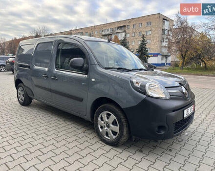 Серый Рено Кенгу, объемом двигателя 0 л и пробегом 65 тыс. км за 12900 $, фото 14 на Automoto.ua