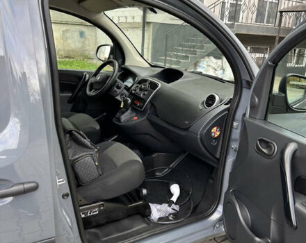 Рено Кєнгу 2022 у Дубно на Automoto.ua Сірий Рено Кєнгу, об'ємом двигуна 0 л та пробігом 65 тис. км за 12900 $, фото 30 на Automoto.ua