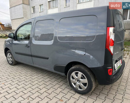 Серый Рено Кенгу, объемом двигателя 0 л и пробегом 65 тыс. км за 12900 $, фото 7 на Automoto.ua