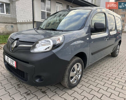 Серый Рено Кенгу, объемом двигателя 0 л и пробегом 65 тыс. км за 12900 $, фото 19 на Automoto.ua