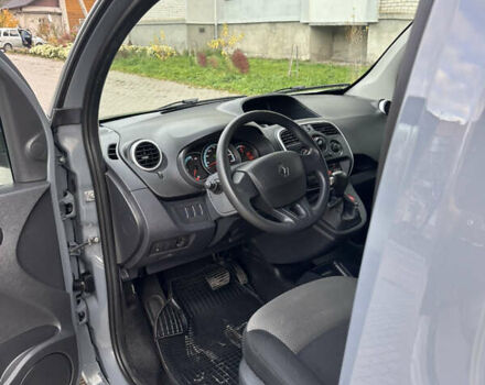 Серый Рено Кенгу, объемом двигателя 0 л и пробегом 65 тыс. км за 12900 $, фото 23 на Automoto.ua