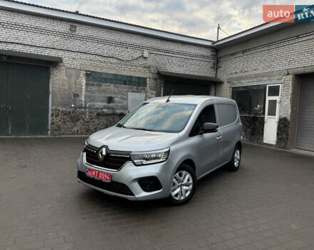 Серый Рено Кенгу, объемом двигателя 1.5 л и пробегом 186 тыс. км за 16850 $, фото 1 на Automoto.ua