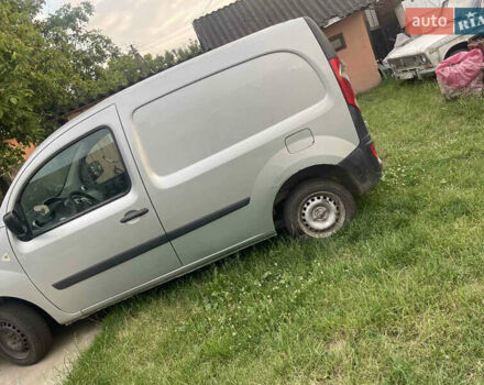 Серый Рено Кенгу, объемом двигателя 1.46 л и пробегом 380 тыс. км за 3700 $, фото 4 на Automoto.ua