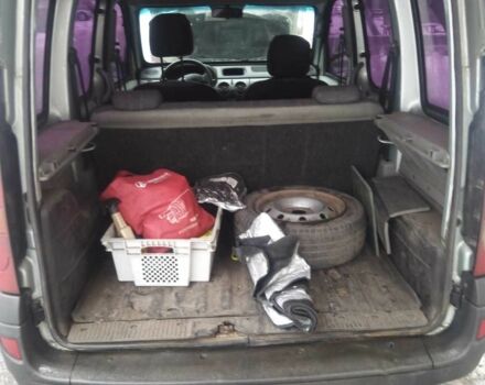 Серый Рено Кенгу, объемом двигателя 1.4 л и пробегом 356 тыс. км за 3000 $, фото 5 на Automoto.ua