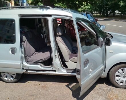 Сірий Рено Кєнгу, об'ємом двигуна 1.6 л та пробігом 232 тис. км за 5200 $, фото 4 на Automoto.ua