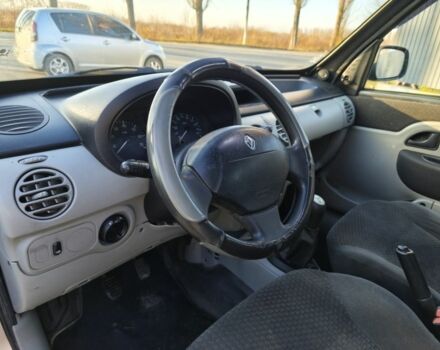 Серый Рено Кенгу, объемом двигателя 1.5 л и пробегом 260 тыс. км за 3900 $, фото 14 на Automoto.ua