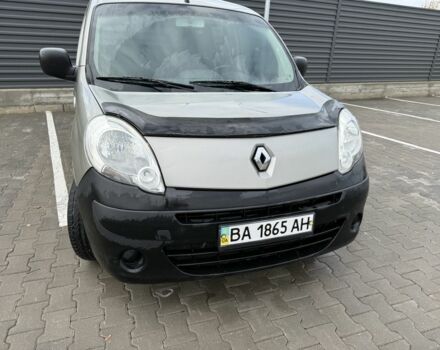 Серый Рено Кенгу, объемом двигателя 1.5 л и пробегом 220 тыс. км за 5999 $, фото 1 на Automoto.ua