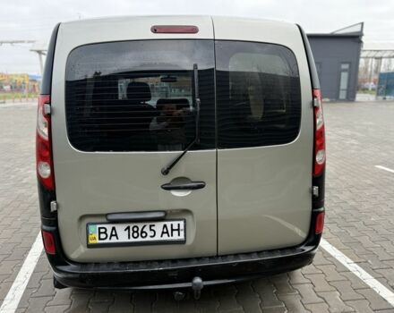 Серый Рено Кенгу, объемом двигателя 1.5 л и пробегом 220 тыс. км за 5999 $, фото 10 на Automoto.ua