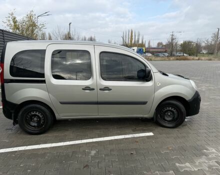 Серый Рено Кенгу, объемом двигателя 1.5 л и пробегом 220 тыс. км за 5999 $, фото 3 на Automoto.ua