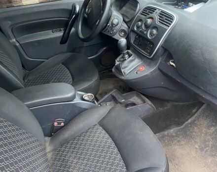 Сірий Рено Кєнгу, об'ємом двигуна 1.5 л та пробігом 3 тис. км за 8500 $, фото 7 на Automoto.ua