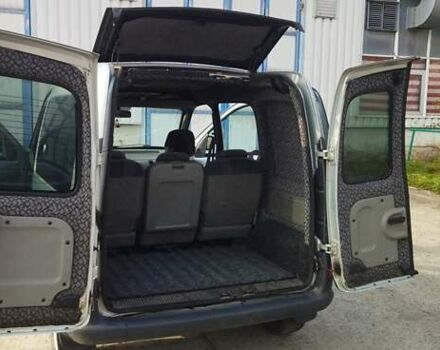 Серый Рено Кенгу, объемом двигателя 1.15 л и пробегом 197 тыс. км за 3000 $, фото 10 на Automoto.ua