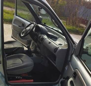 Серый Рено Кенгу, объемом двигателя 1.15 л и пробегом 197 тыс. км за 3000 $, фото 1 на Automoto.ua