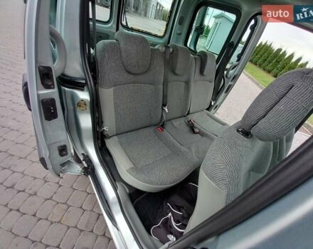 Серый Рено Кенгу, объемом двигателя 1.2 л и пробегом 207 тыс. км за 4700 $, фото 47 на Automoto.ua