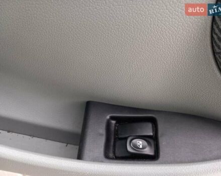 Серый Рено Кенгу, объемом двигателя 1.2 л и пробегом 207 тыс. км за 4700 $, фото 19 на Automoto.ua