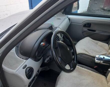 Серый Рено Кенгу, объемом двигателя 1.46 л и пробегом 245 тыс. км за 2000 $, фото 4 на Automoto.ua