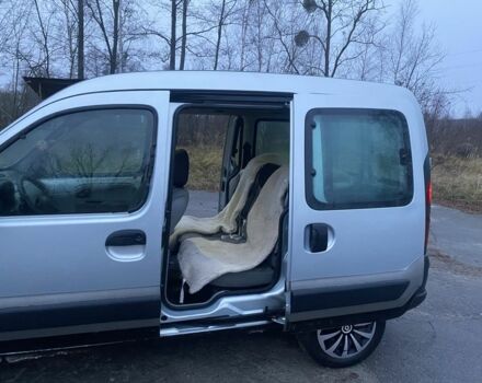 Серый Рено Кенгу, объемом двигателя 1.5 л и пробегом 250 тыс. км за 1900 $, фото 6 на Automoto.ua