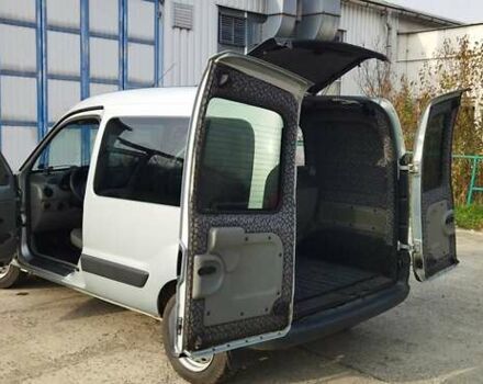 Серый Рено Кенгу, объемом двигателя 1.15 л и пробегом 197 тыс. км за 3000 $, фото 9 на Automoto.ua