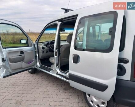 Серый Рено Кенгу, объемом двигателя 1.2 л и пробегом 207 тыс. км за 4700 $, фото 49 на Automoto.ua