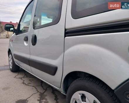 Серый Рено Кенгу, объемом двигателя 1.2 л и пробегом 207 тыс. км за 4700 $, фото 86 на Automoto.ua