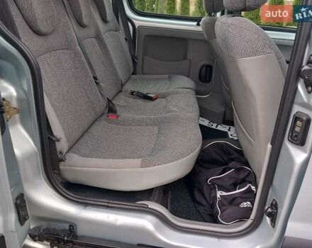 Серый Рено Кенгу, объемом двигателя 1.2 л и пробегом 207 тыс. км за 4700 $, фото 23 на Automoto.ua