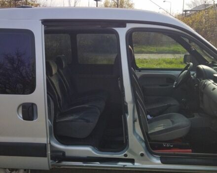 Серый Рено Кенгу, объемом двигателя 1 л и пробегом 197 тыс. км за 3000 $, фото 4 на Automoto.ua