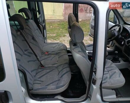 Серый Рено Кенгу, объемом двигателя 1.5 л и пробегом 246 тыс. км за 3350 $, фото 26 на Automoto.ua