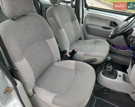 Серый Рено Кенгу, объемом двигателя 1.2 л и пробегом 207 тыс. км за 4700 $, фото 22 на Automoto.ua