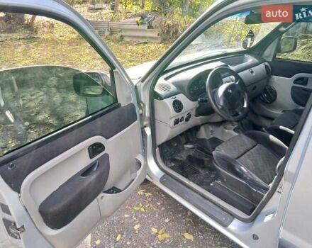 Серый Рено Кенгу, объемом двигателя 1.5 л и пробегом 306 тыс. км за 2700 $, фото 2 на Automoto.ua