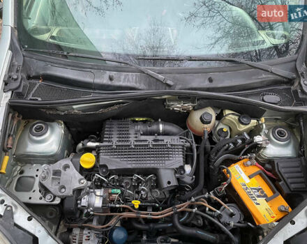 Серый Рено Кенгу, объемом двигателя 1.46 л и пробегом 289 тыс. км за 3999 $, фото 32 на Automoto.ua