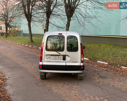 Серый Рено Кенгу, объемом двигателя 1.46 л и пробегом 289 тыс. км за 3999 $, фото 8 на Automoto.ua
