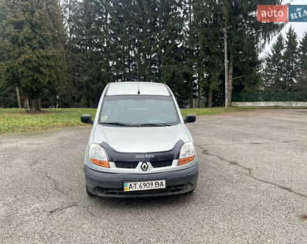 Серый Рено Кенгу, объемом двигателя 1.46 л и пробегом 250 тыс. км за 1750 $, фото 3 на Automoto.ua