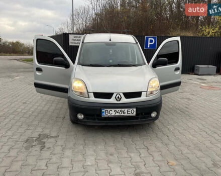 Серый Рено Кенгу, объемом двигателя 1.5 л и пробегом 470 тыс. км за 3200 $, фото 7 на Automoto.ua