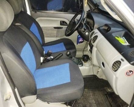 Сірий Рено Кєнгу, об'ємом двигуна 1.4 л та пробігом 296 тис. км за 4500 $, фото 3 на Automoto.ua