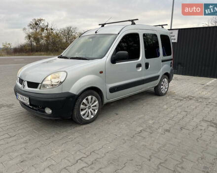 Серый Рено Кенгу, объемом двигателя 1.5 л и пробегом 470 тыс. км за 3200 $, фото 9 на Automoto.ua