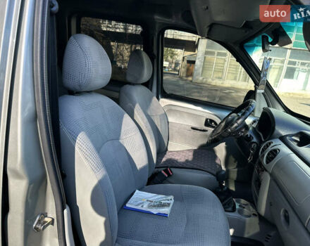 Сірий Рено Кєнгу, об'ємом двигуна 1.46 л та пробігом 384 тис. км за 3850 $, фото 72 на Automoto.ua