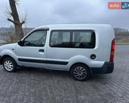 Сірий Рено Кєнгу, об'ємом двигуна 1.5 л та пробігом 230 тис. км за 4400 $, фото 5 на Automoto.ua