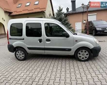 Сірий Рено Кєнгу, об'ємом двигуна 1.5 л та пробігом 275 тис. км за 3999 $, фото 5 на Automoto.ua