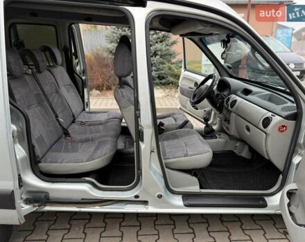 Сірий Рено Кєнгу, об'ємом двигуна 1.5 л та пробігом 275 тис. км за 3999 $, фото 27 на Automoto.ua