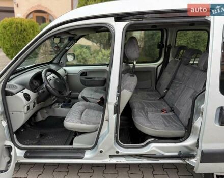 Сірий Рено Кєнгу, об'ємом двигуна 1.5 л та пробігом 275 тис. км за 3999 $, фото 24 на Automoto.ua