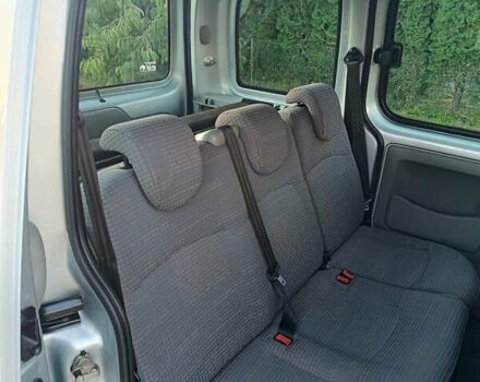 Серый Рено Кенгу, объемом двигателя 1.6 л и пробегом 221 тыс. км за 5600 $, фото 19 на Automoto.ua