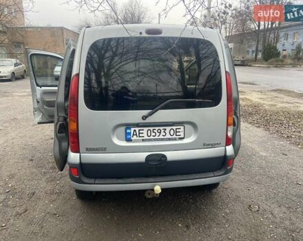 Сірий Рено Кєнгу, об'ємом двигуна 1.39 л та пробігом 284 тис. км за 5000 $, фото 11 на Automoto.ua