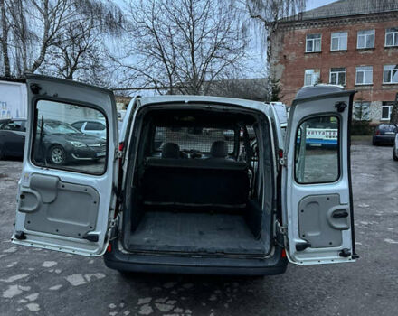 Сірий Рено Кєнгу, об'ємом двигуна 1.5 л та пробігом 270 тис. км за 3900 $, фото 9 на Automoto.ua