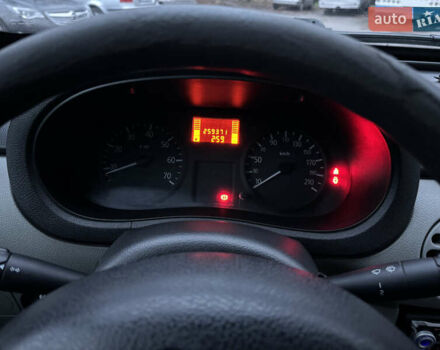 Сірий Рено Кєнгу, об'ємом двигуна 1.5 л та пробігом 270 тис. км за 3900 $, фото 13 на Automoto.ua