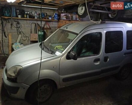 Сірий Рено Кєнгу, об'ємом двигуна 1.4 л та пробігом 625 тис. км за 1900 $, фото 4 на Automoto.ua