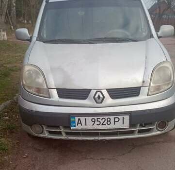 Серый Рено Кенгу, объемом двигателя 1.46 л и пробегом 388 тыс. км за 2500 $, фото 1 на Automoto.ua