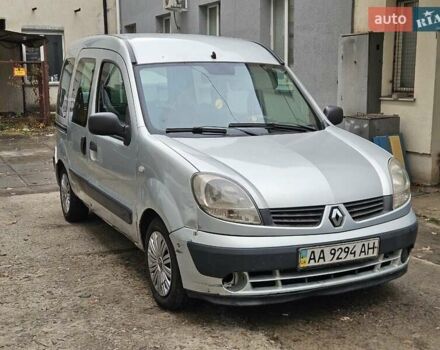 Серый Рено Кенгу, объемом двигателя 1.4 л и пробегом 625 тыс. км за 2600 $, фото 3 на Automoto.ua
