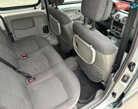 Серый Рено Кенгу, объемом двигателя 1.6 л и пробегом 224 тыс. км за 6300 $, фото 28 на Automoto.ua